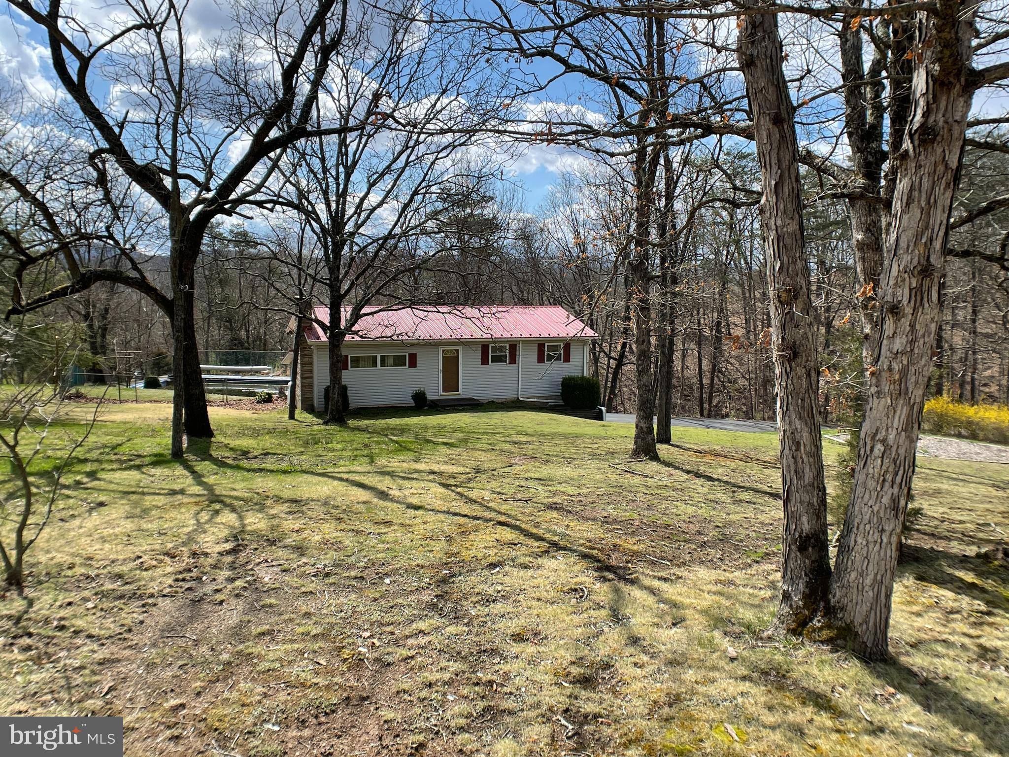 Fort Ashby, WV 26719,553 DAWN VIEW DR