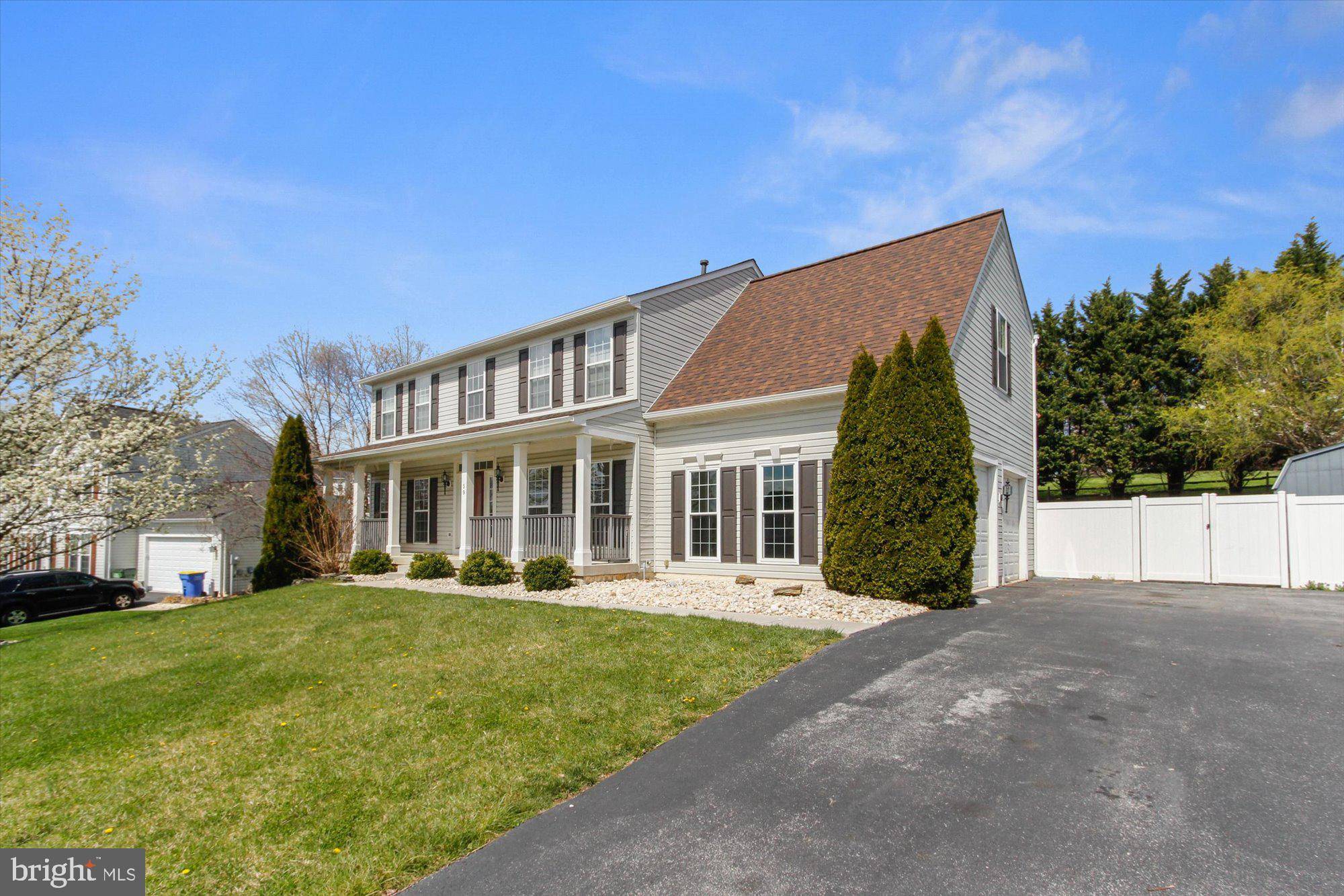 Hanover, PA 17331,59 YARA WAY