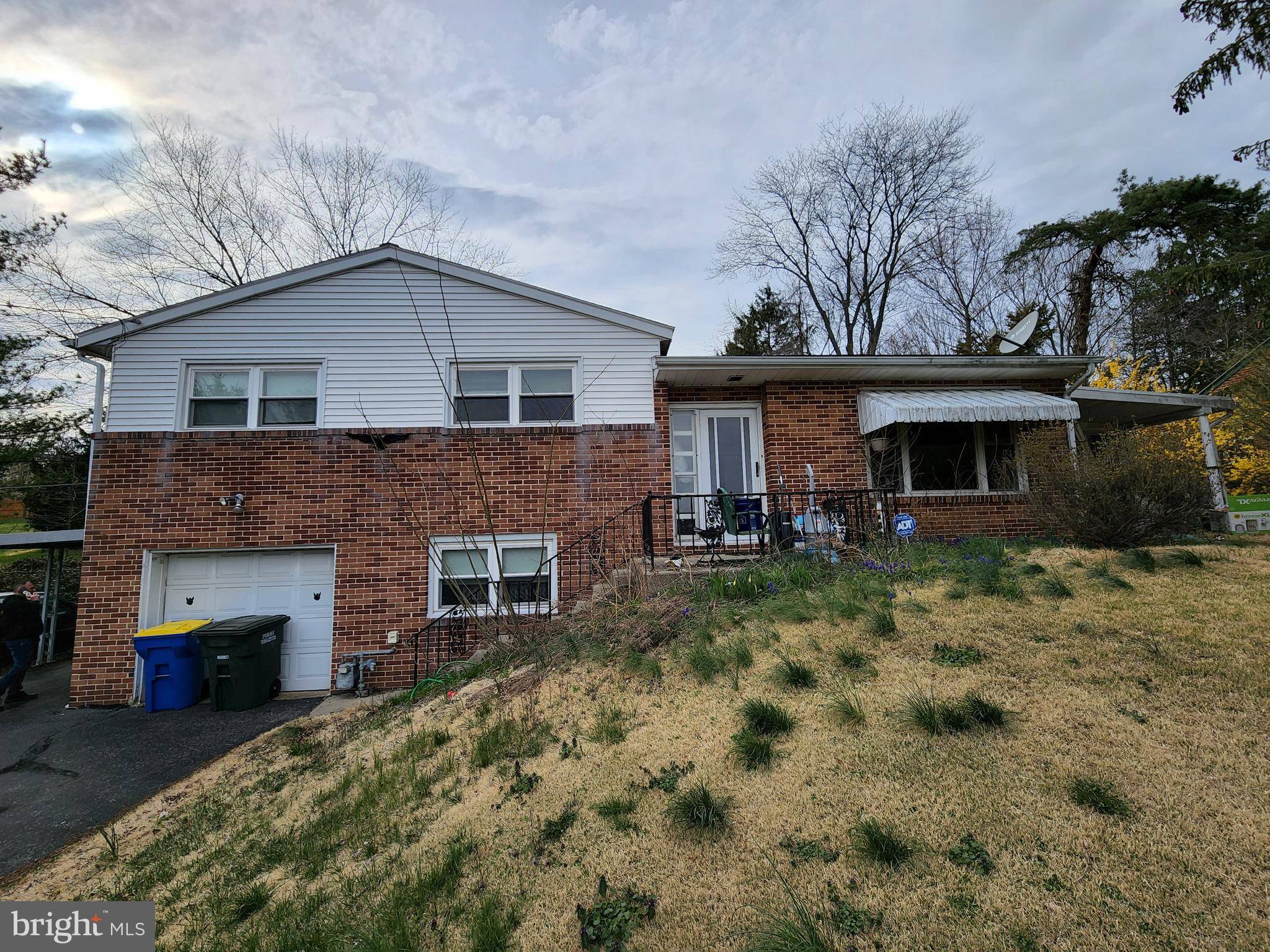 York, PA 17408,1901 OAKLEY DR