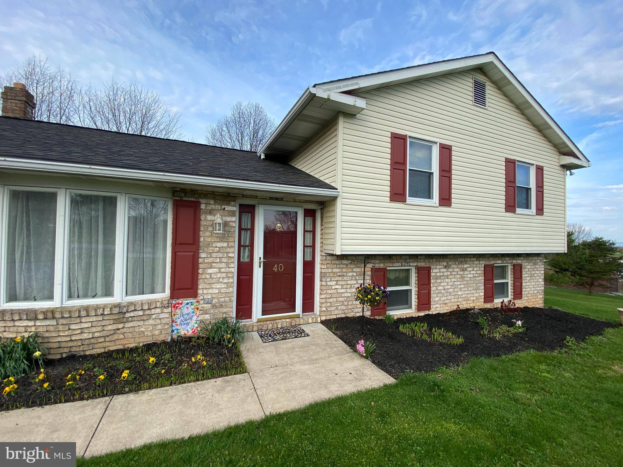 Littlestown, PA 17340,40 JUNIPER DR