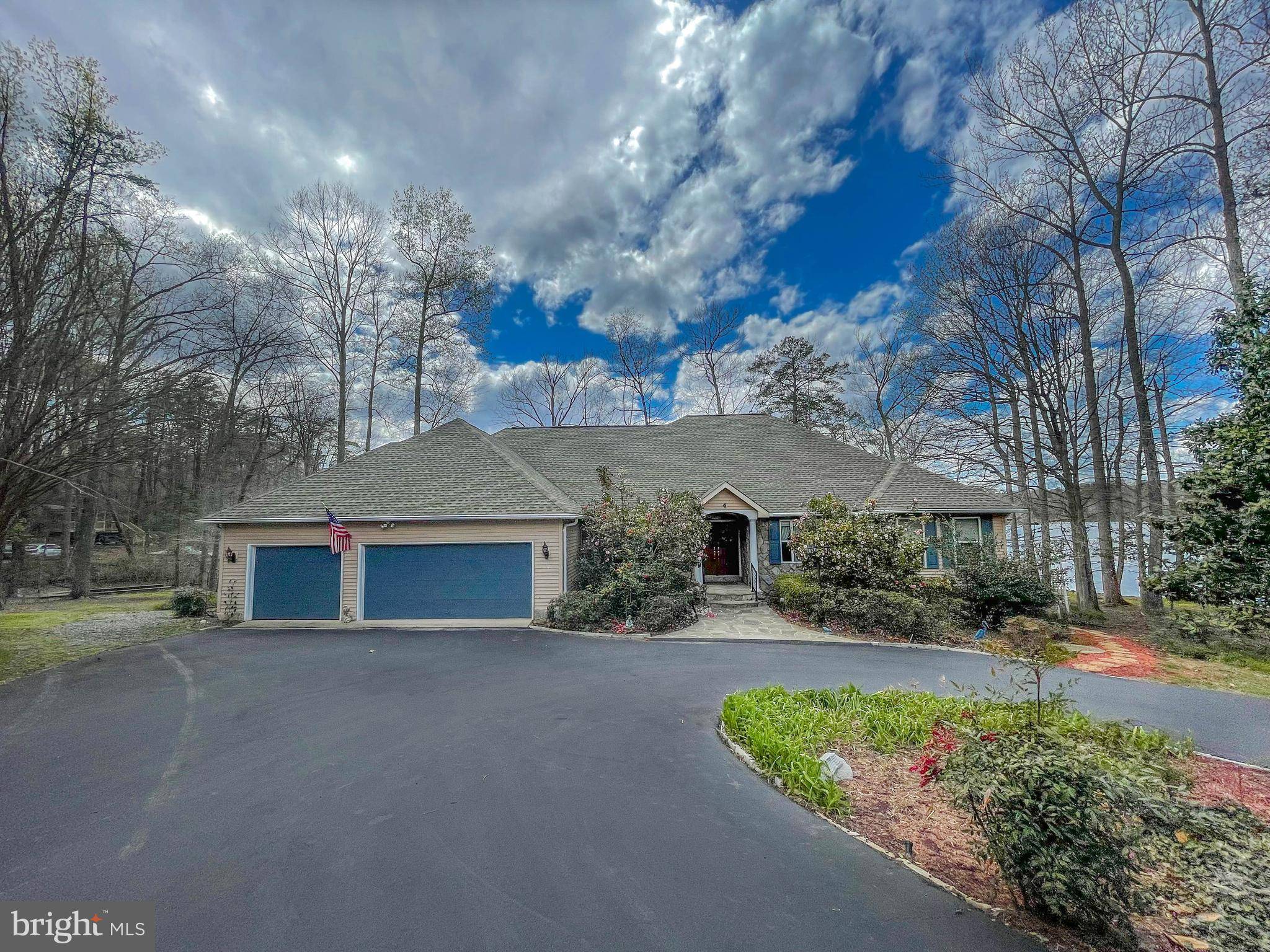 Ruther Glen, VA 22546,4 KEN CIR