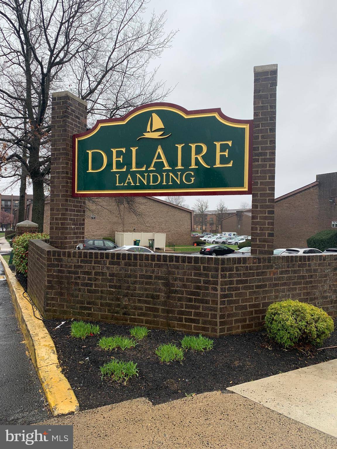 Philadelphia, PA 19114,53304 DELAIRE LANDING RD #304