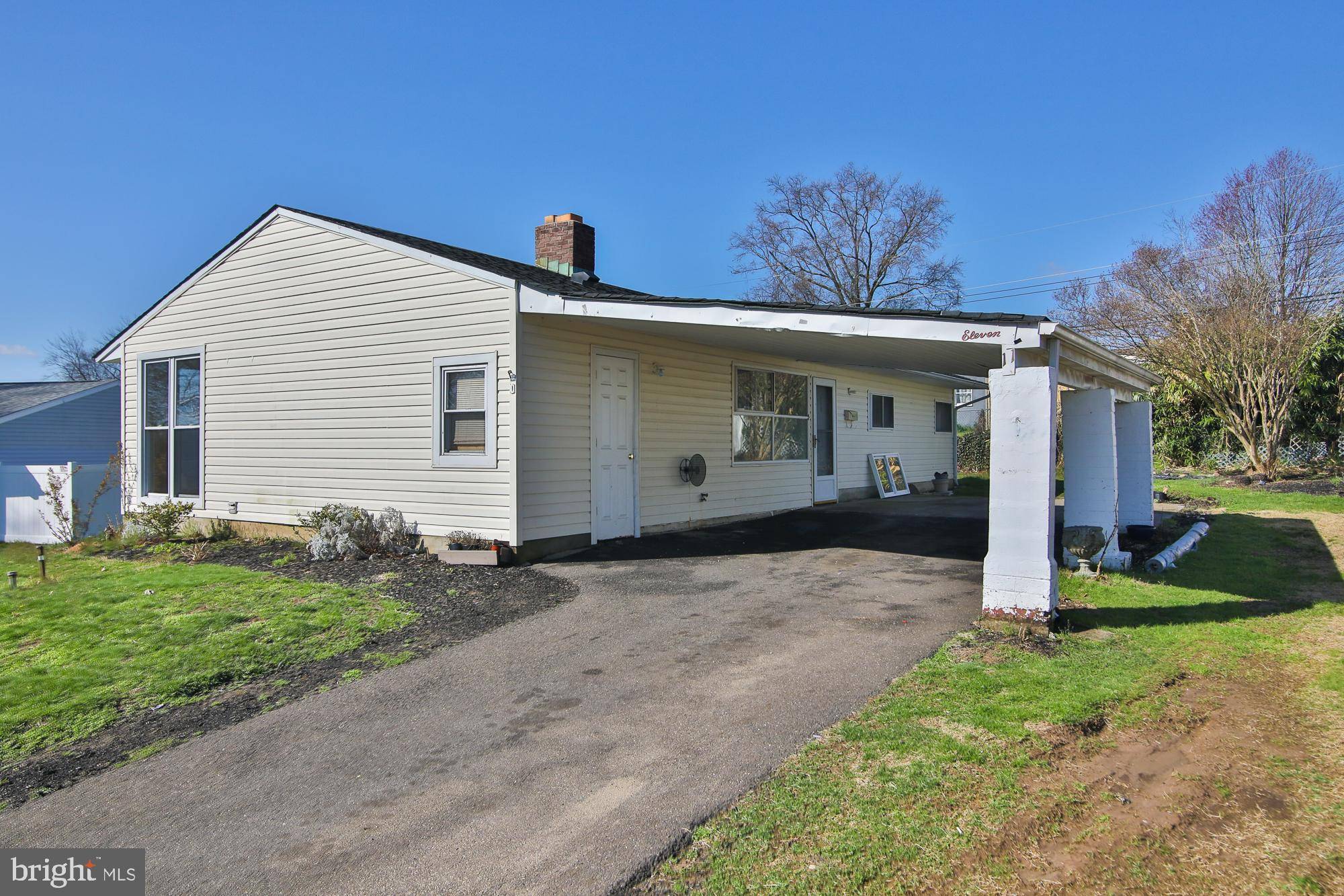 Levittown, PA 19054,11 TALL PINE LN