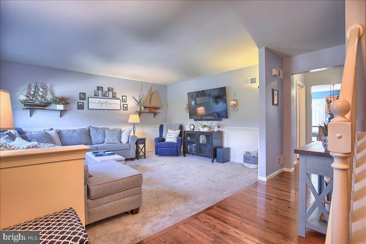 Lititz, PA 17543,724 E NEWPORT RD