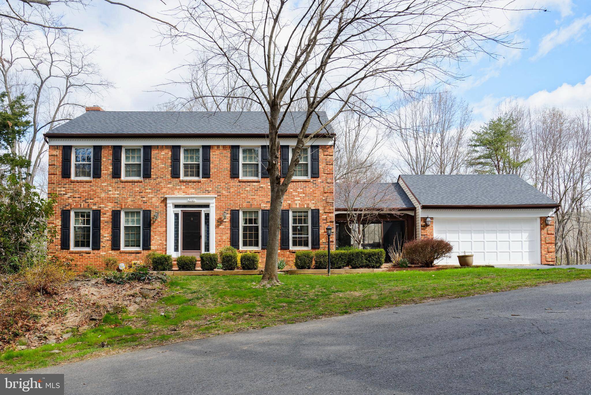 Oakton, VA 22124,2701 VALESTRA CIR