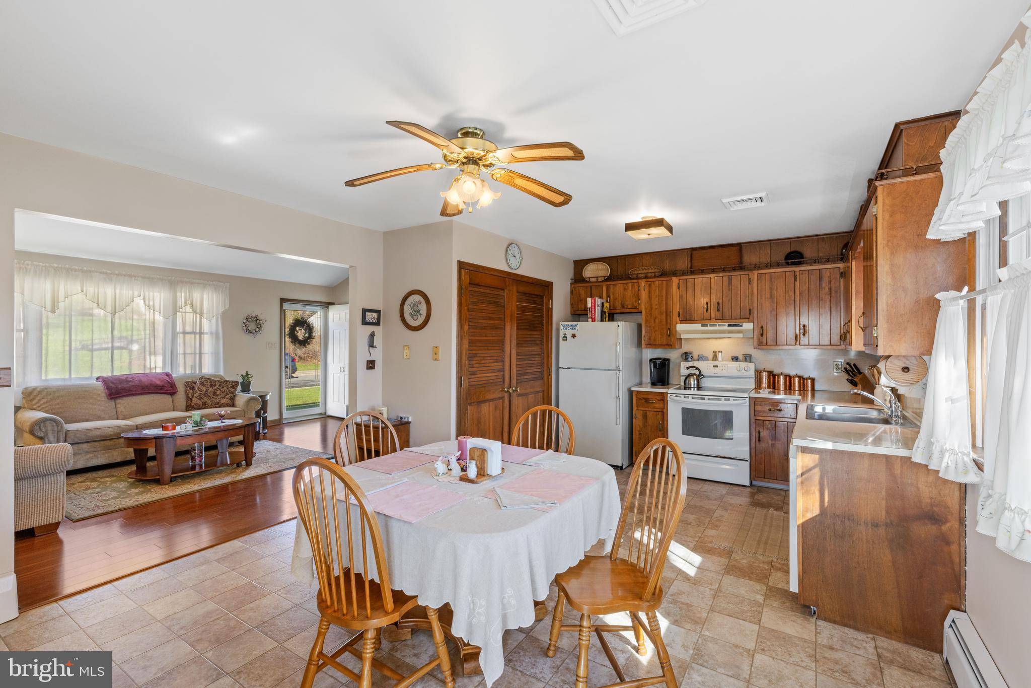 Bechtelsville, PA 19505,131 MENSCH DR