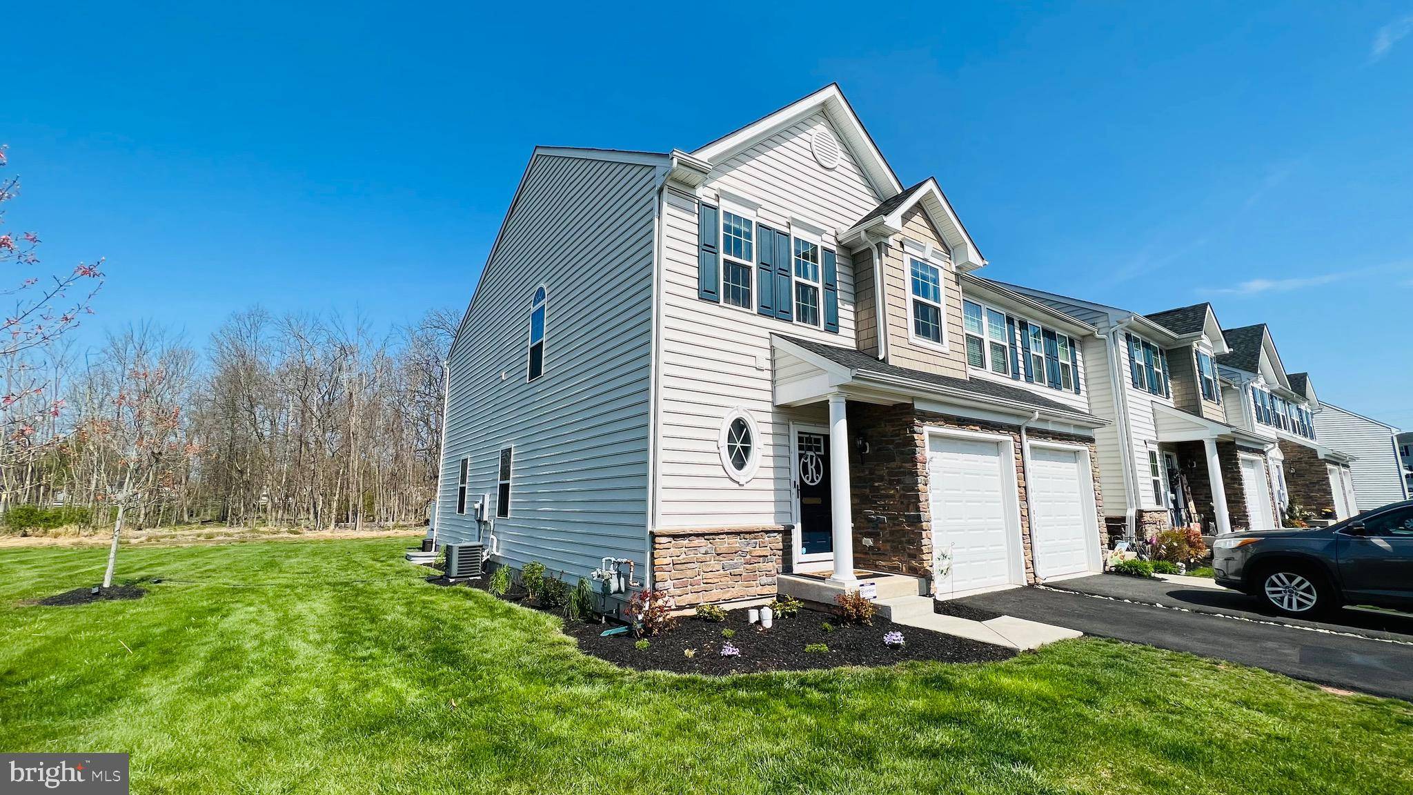 Gilbertsville, PA 19525,218 TULIP LN