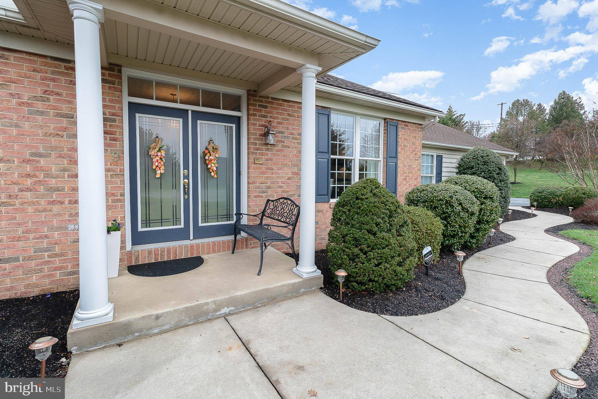 Mechanicsburg, PA 17050,9 MEADOW VIEW CT