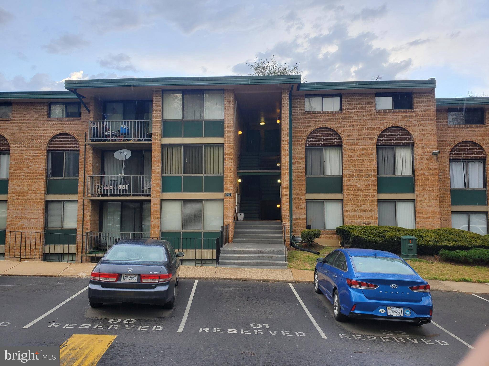 Alexandria, VA 22312,513 N ARMISTEAD ST #203