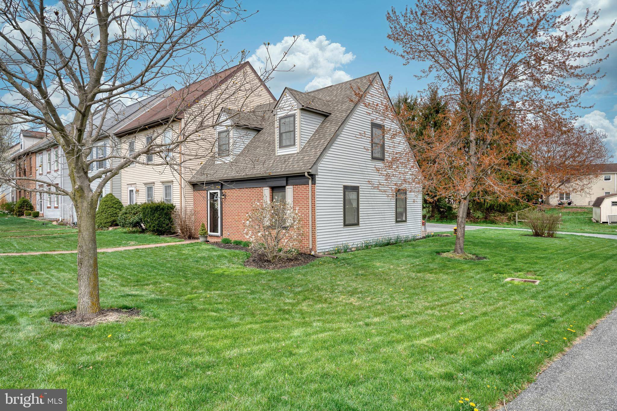 Willow Street, PA 17584,63 CARRIAGE HOUSE DR