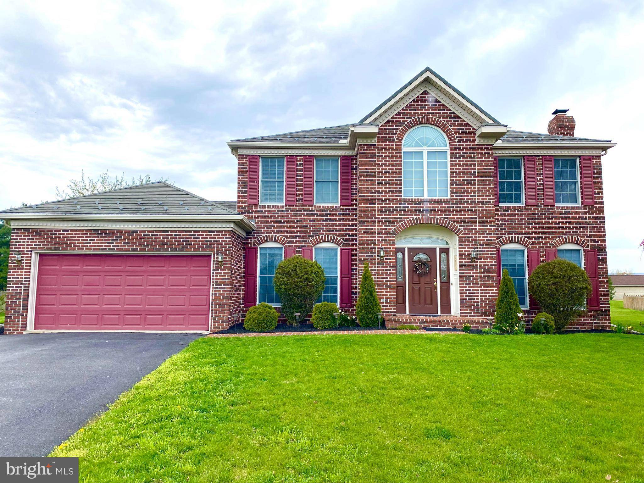 Mechanicsburg, PA 17050,6153 NEWGATE CIR