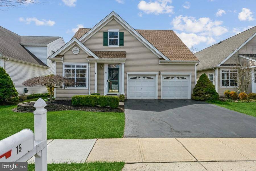 Princeton Junction, NJ 08550,15 GLOBEFLOWER LN