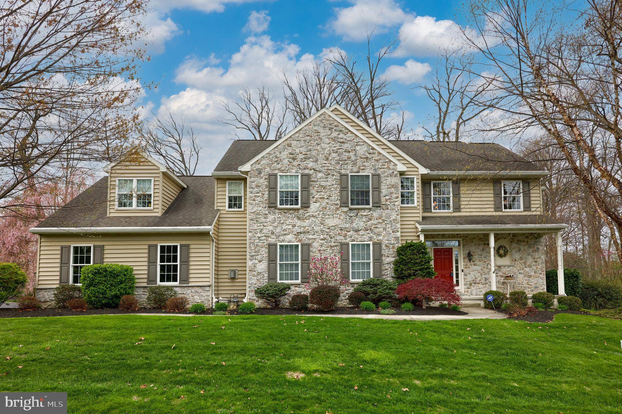 Lancaster, PA 17601,3 TWIN OAKS HOLLOW