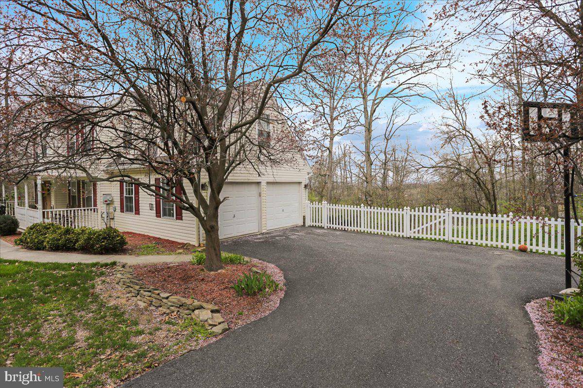 Robesonia, PA 19551,1 WHITETAIL DR