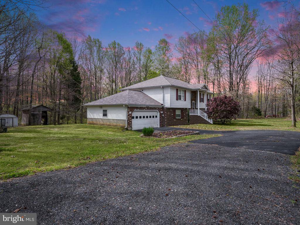 Partlow, VA 22534,10006 WALLERS RD