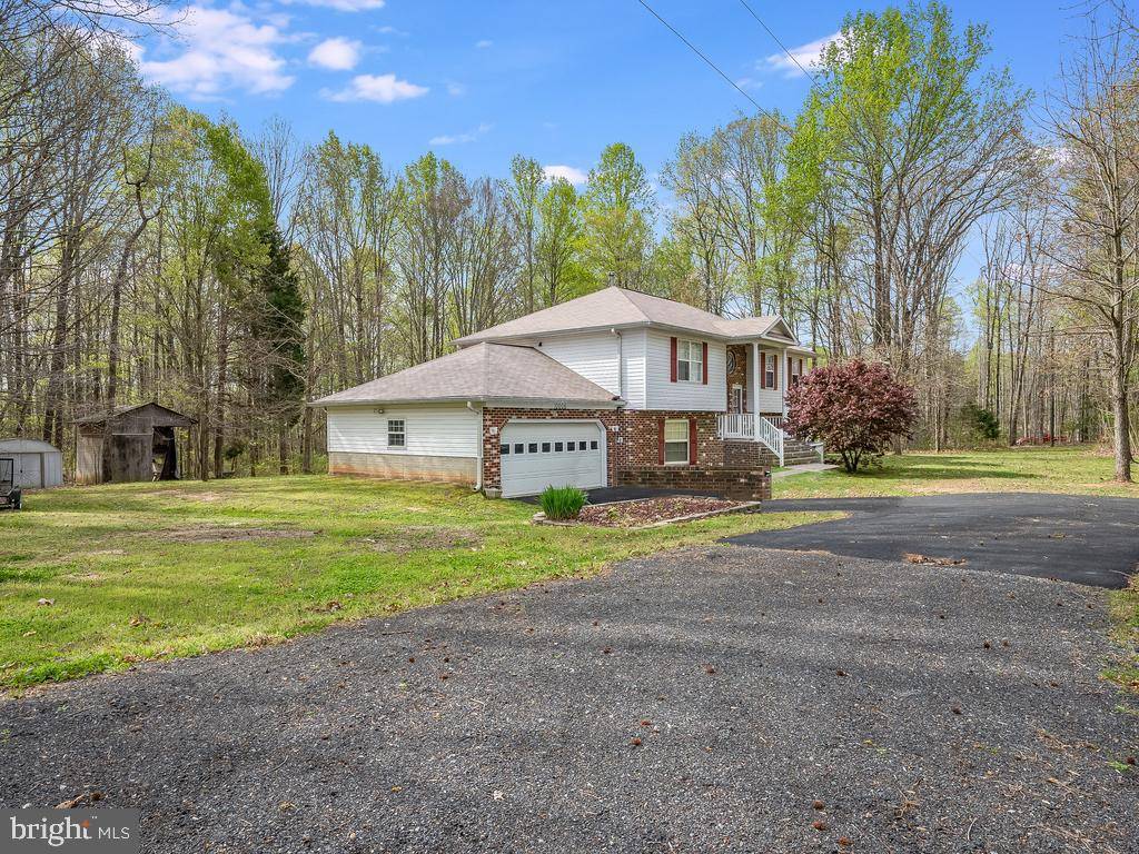 Partlow, VA 22534,10006 WALLERS RD