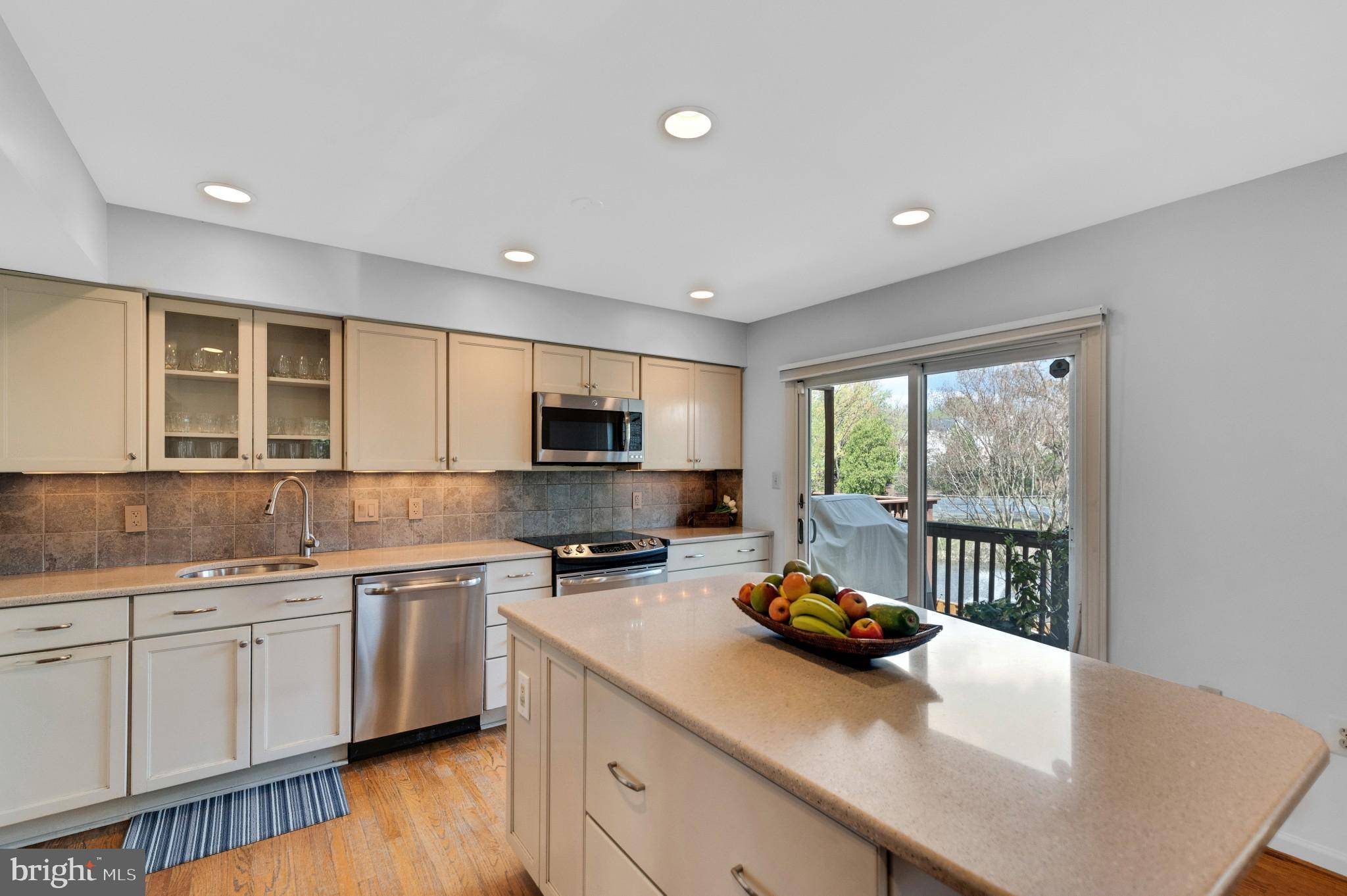 Alexandria, VA 22312,6550 SAND WEDGE CT