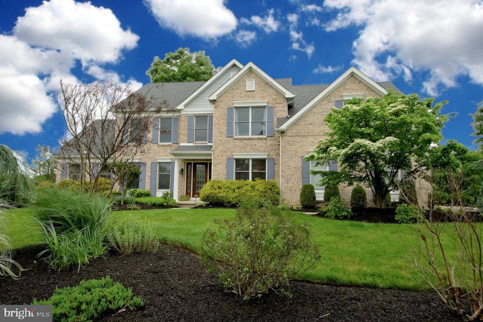 Princeton Junction, NJ 08550,15 OAKWOOD WAY