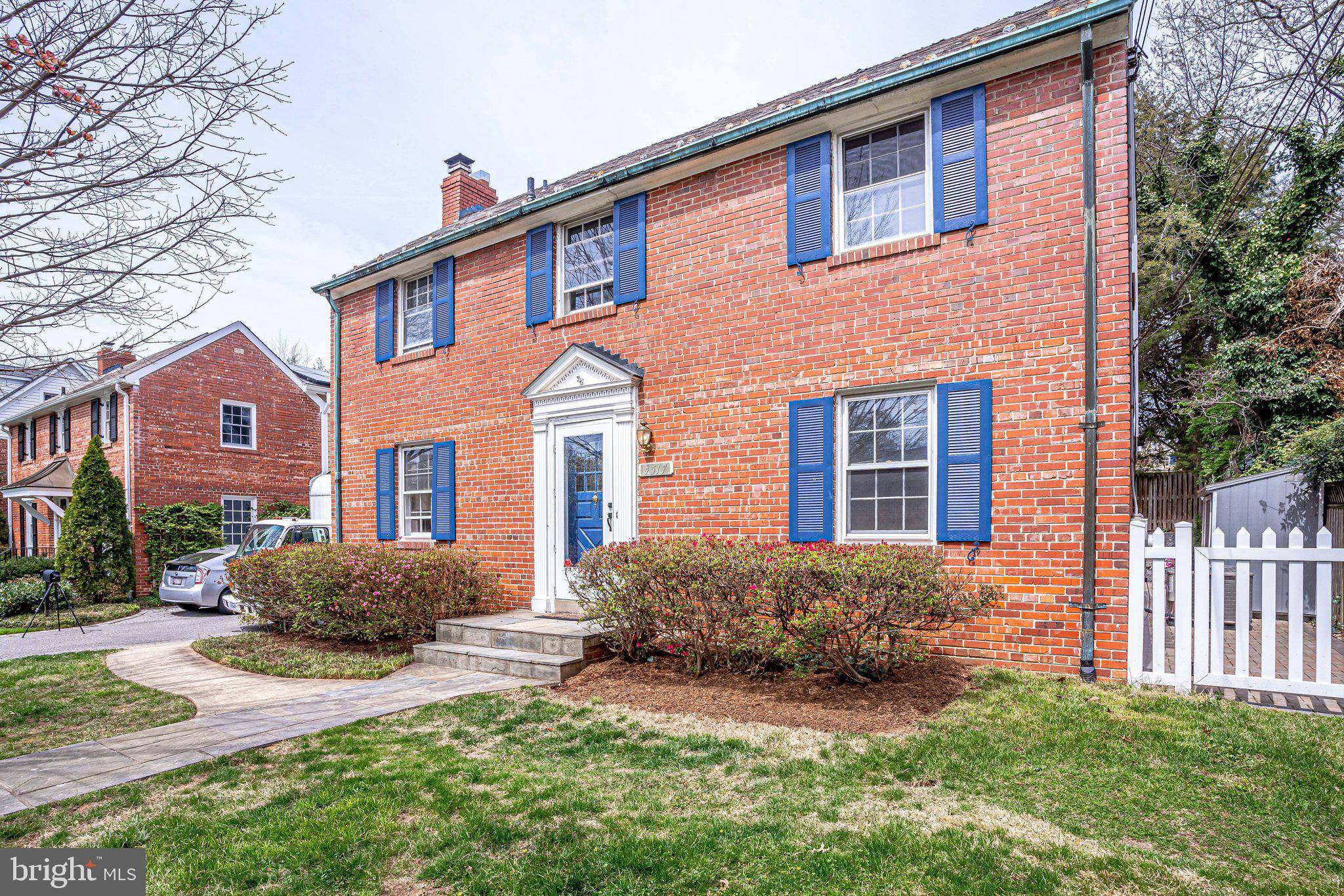 Bethesda, MD 20814,4517 HARLING LN