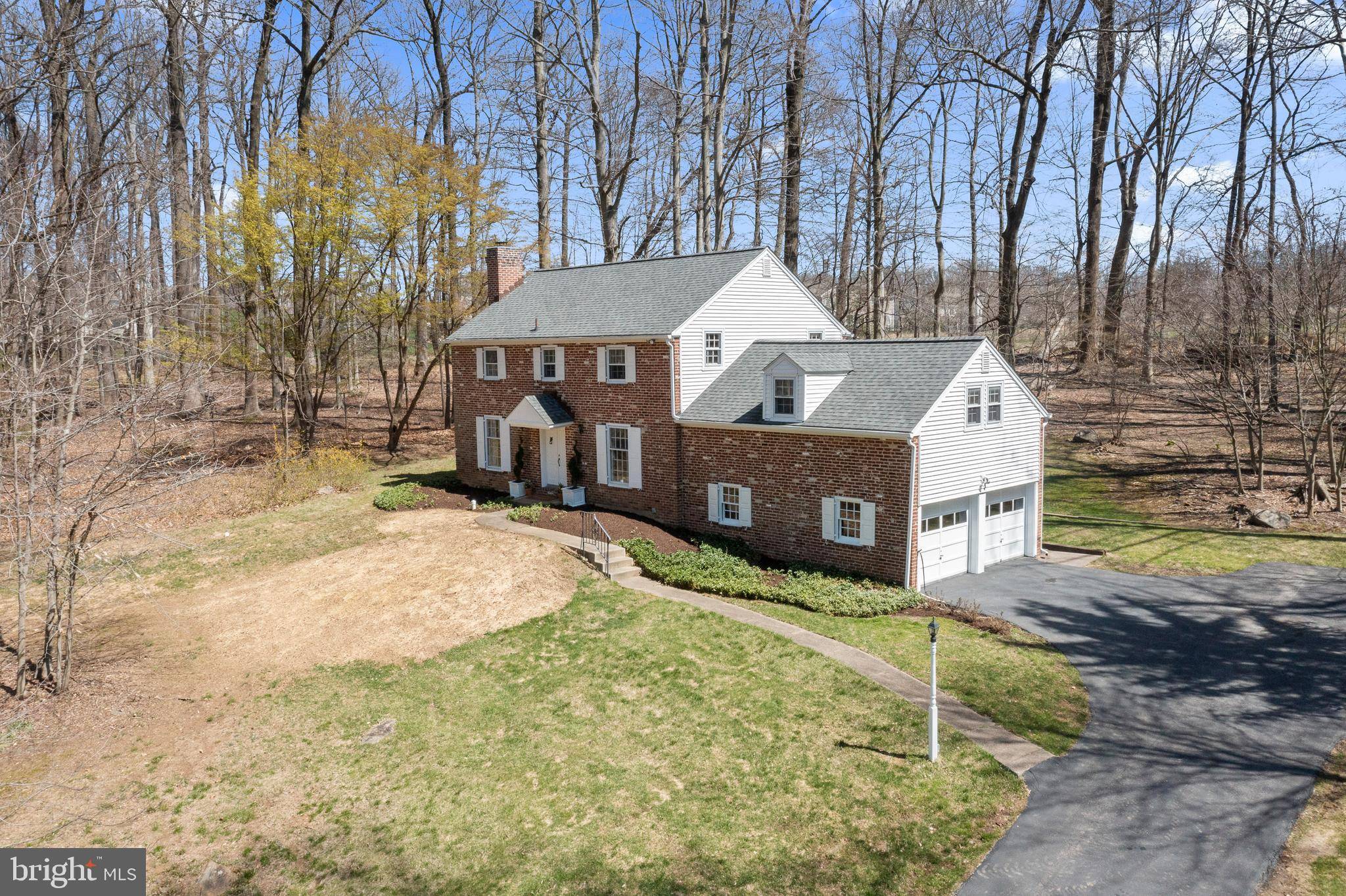 Newtown Square, PA 19073,4016 FOX HILL LN