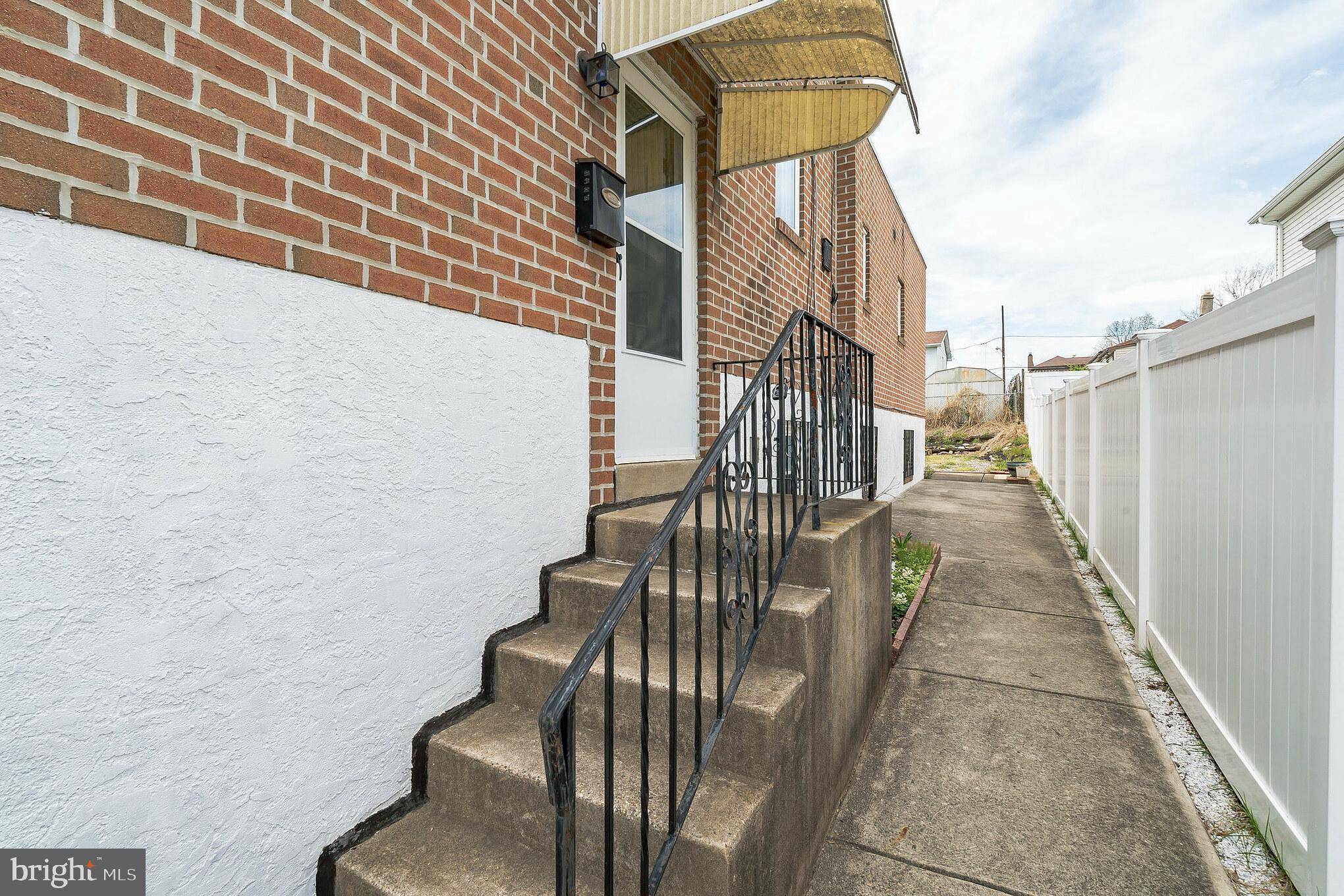 Philadelphia, PA 19114,9328 HEGERMAN ST