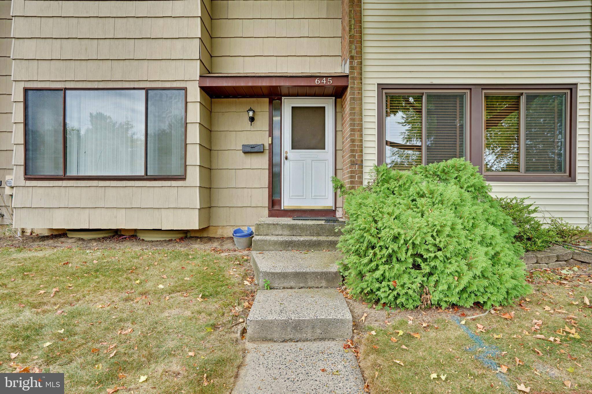 Hightstown, NJ 08520,645 ITHACA PL