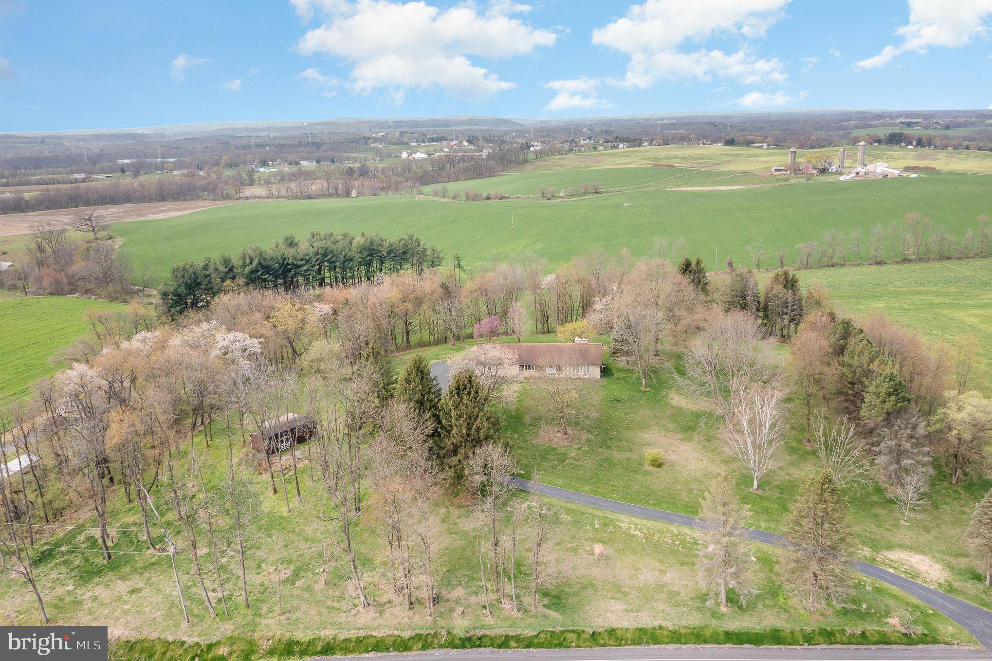 Grantville, PA 17028,1061 GRAVEL HILL RD