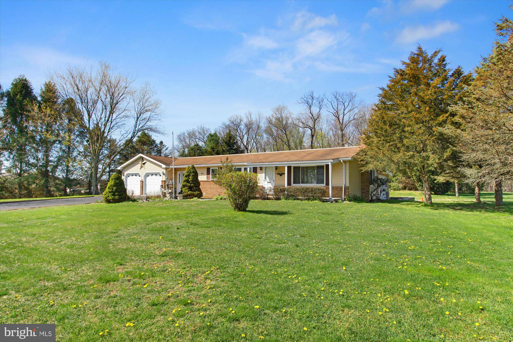 Spring Grove, PA 17362,6233 THOMAN DR