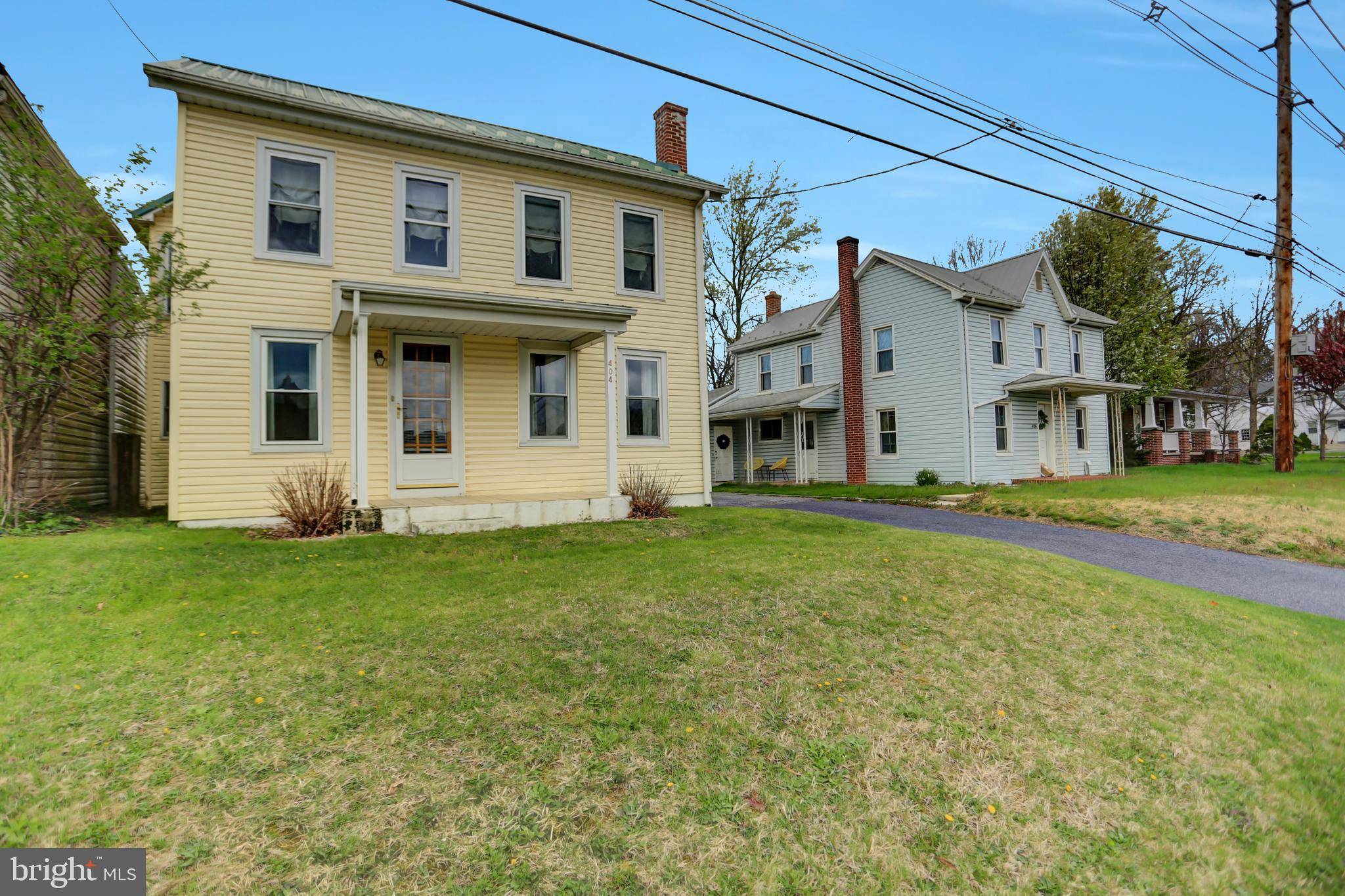 Shippensburg, PA 17257,404 N EARL ST