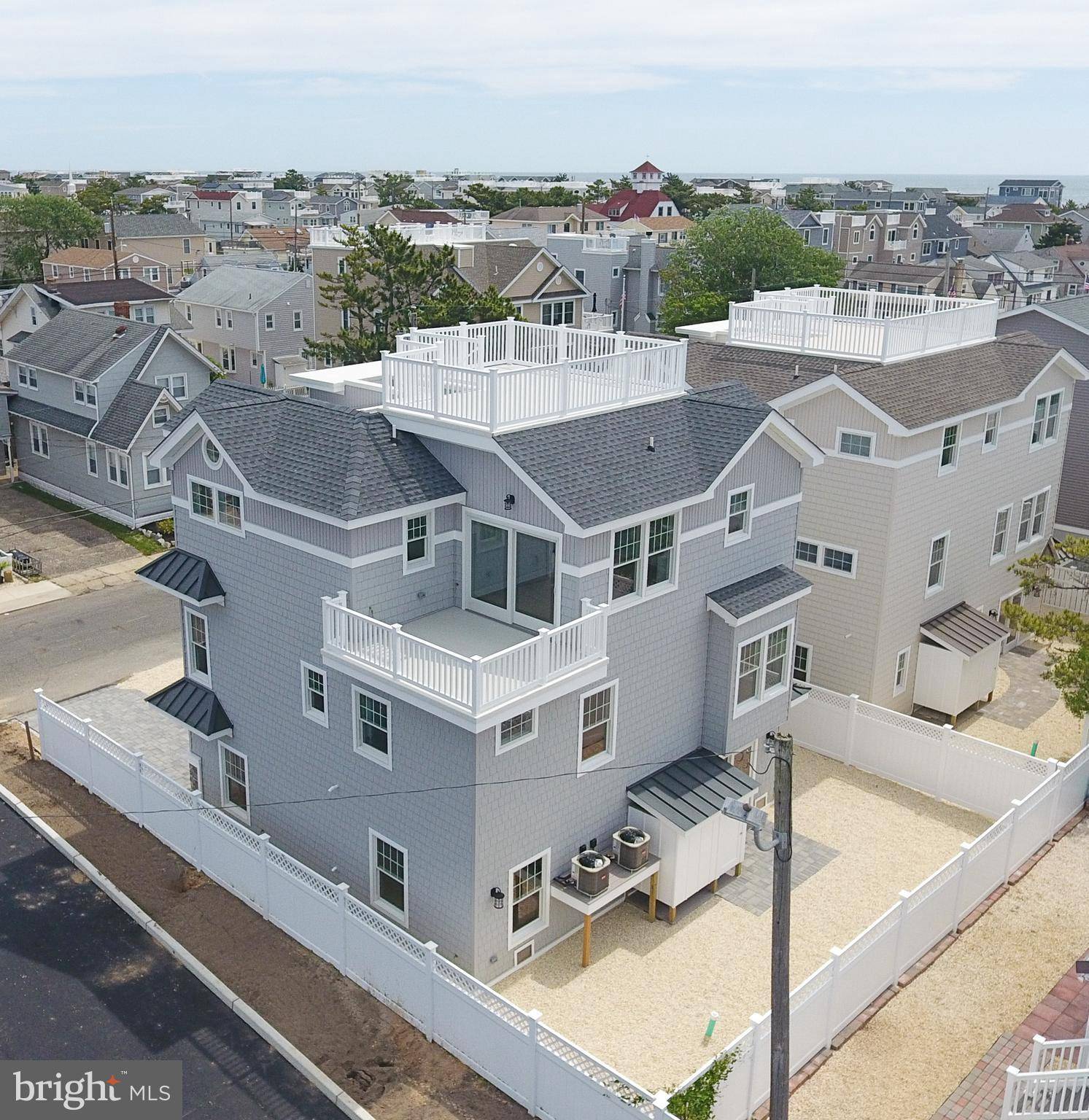 Long Beach Township, NJ 08008,10 E DELAWARE AVE