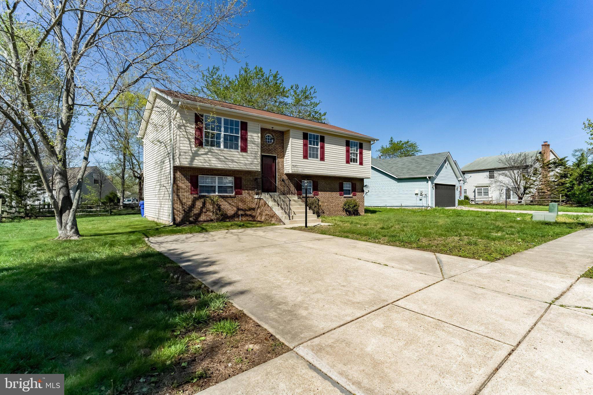 Waldorf, MD 20603,5055 DORCHESTER CIR