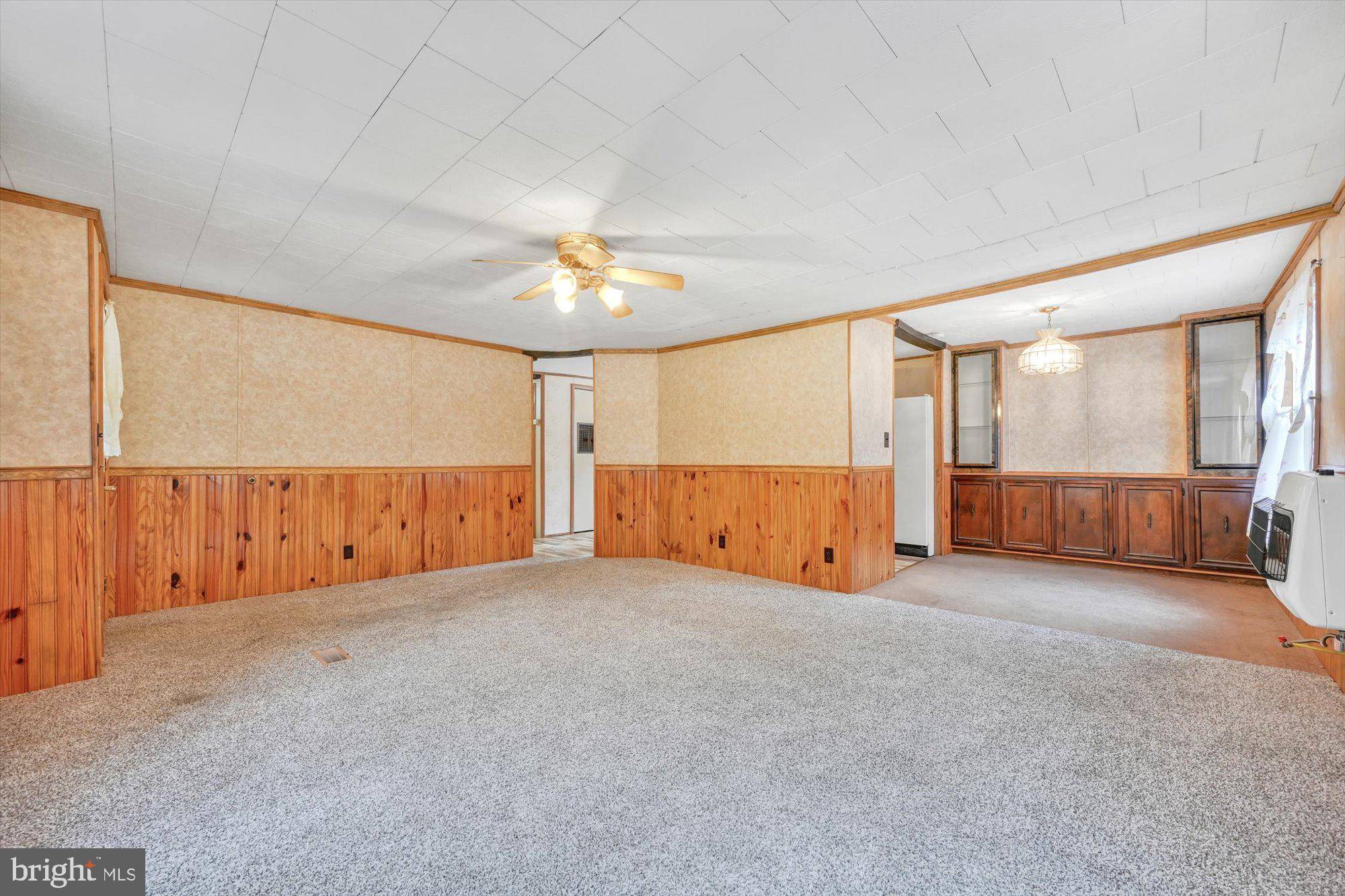 Pine Grove, PA 17963,27 WOOD LN