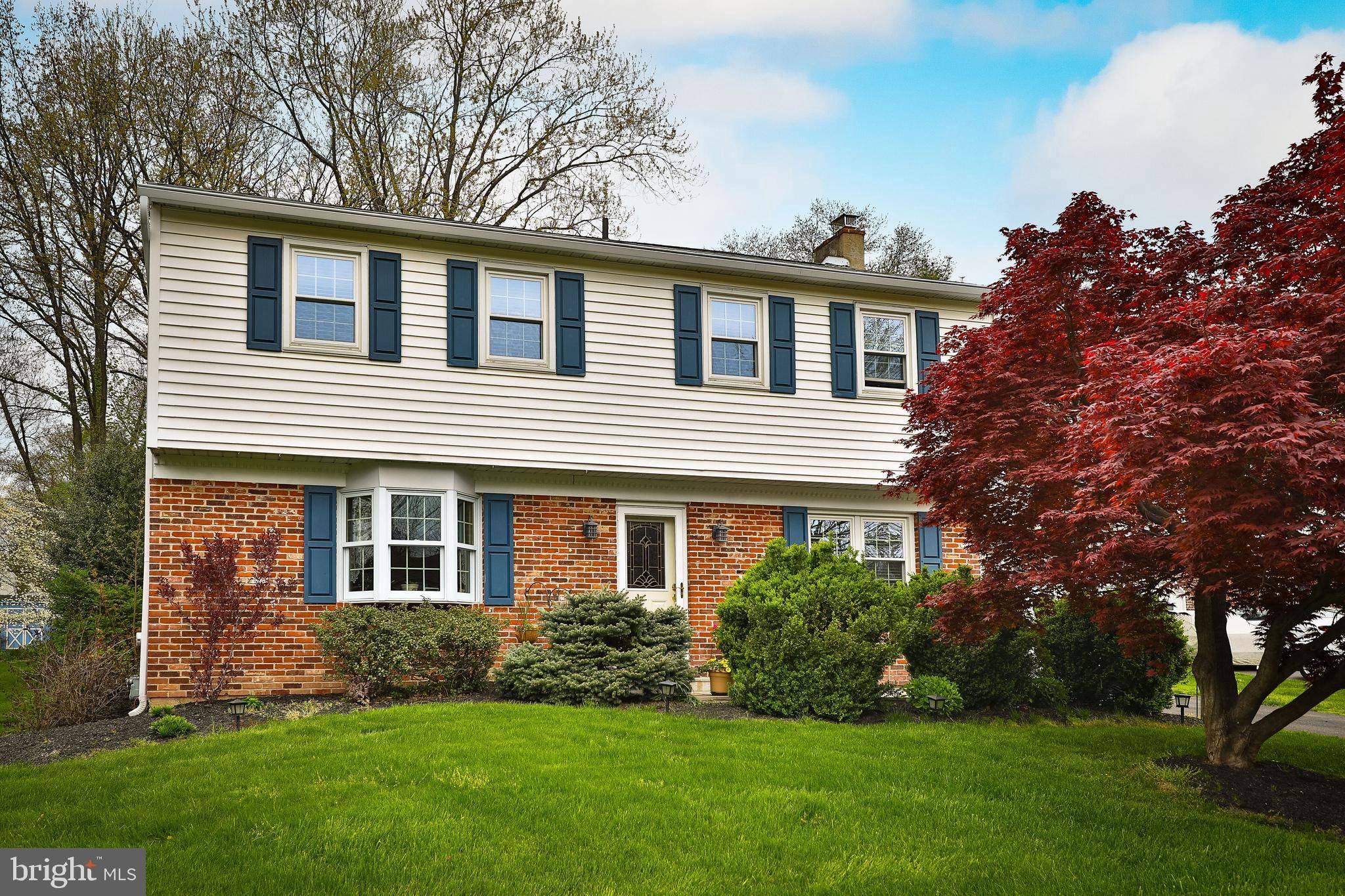 Hatboro, PA 19040,5 TIMBER LN