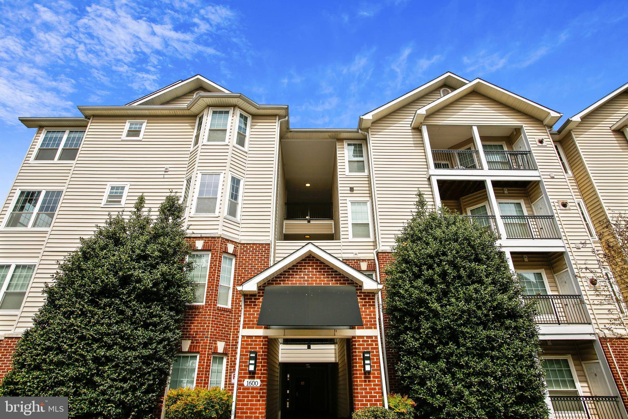 Mclean, VA 22102,1600 SPRING GATE #2312