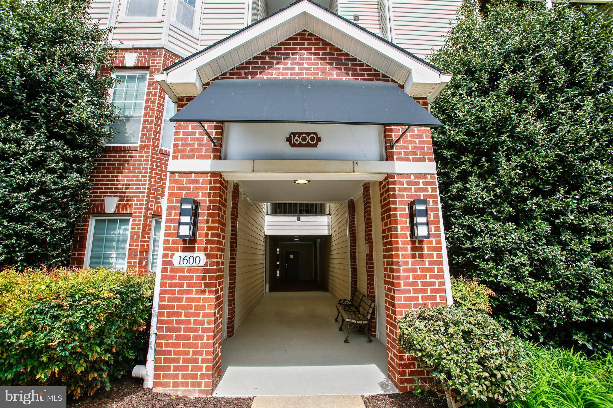 Mclean, VA 22102,1600 SPRING GATE #2312