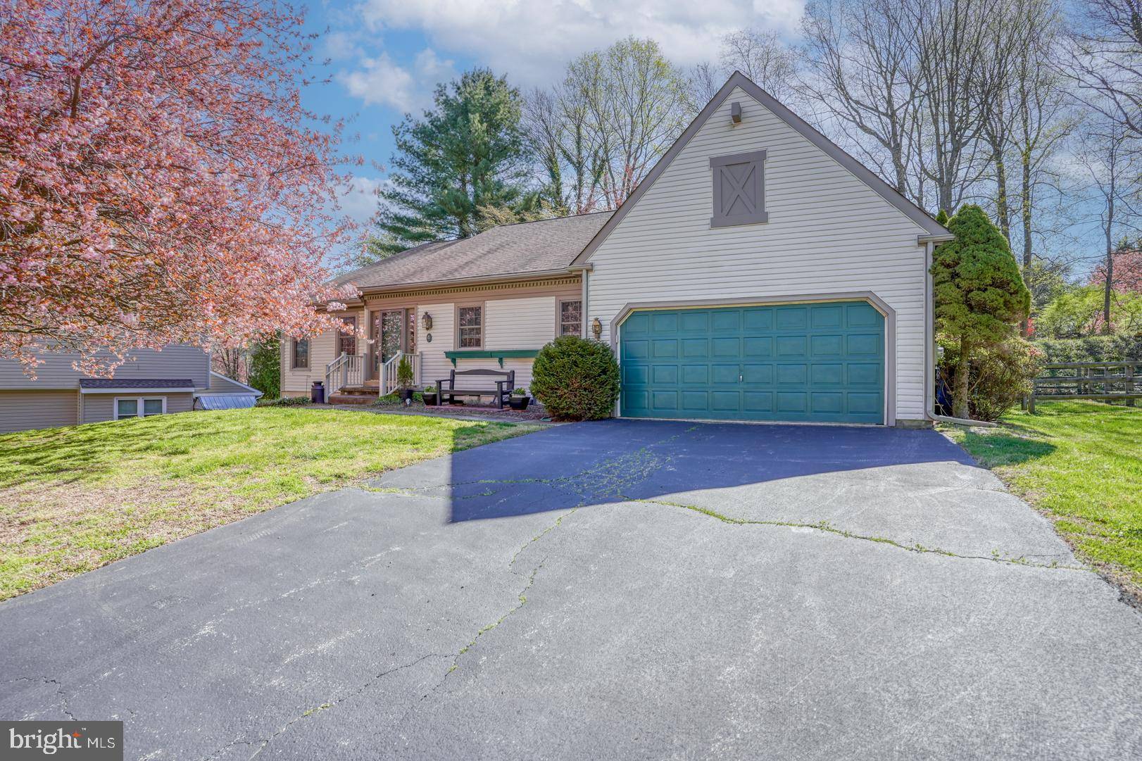 Hockessin, DE 19707,4 VICTORIA CT