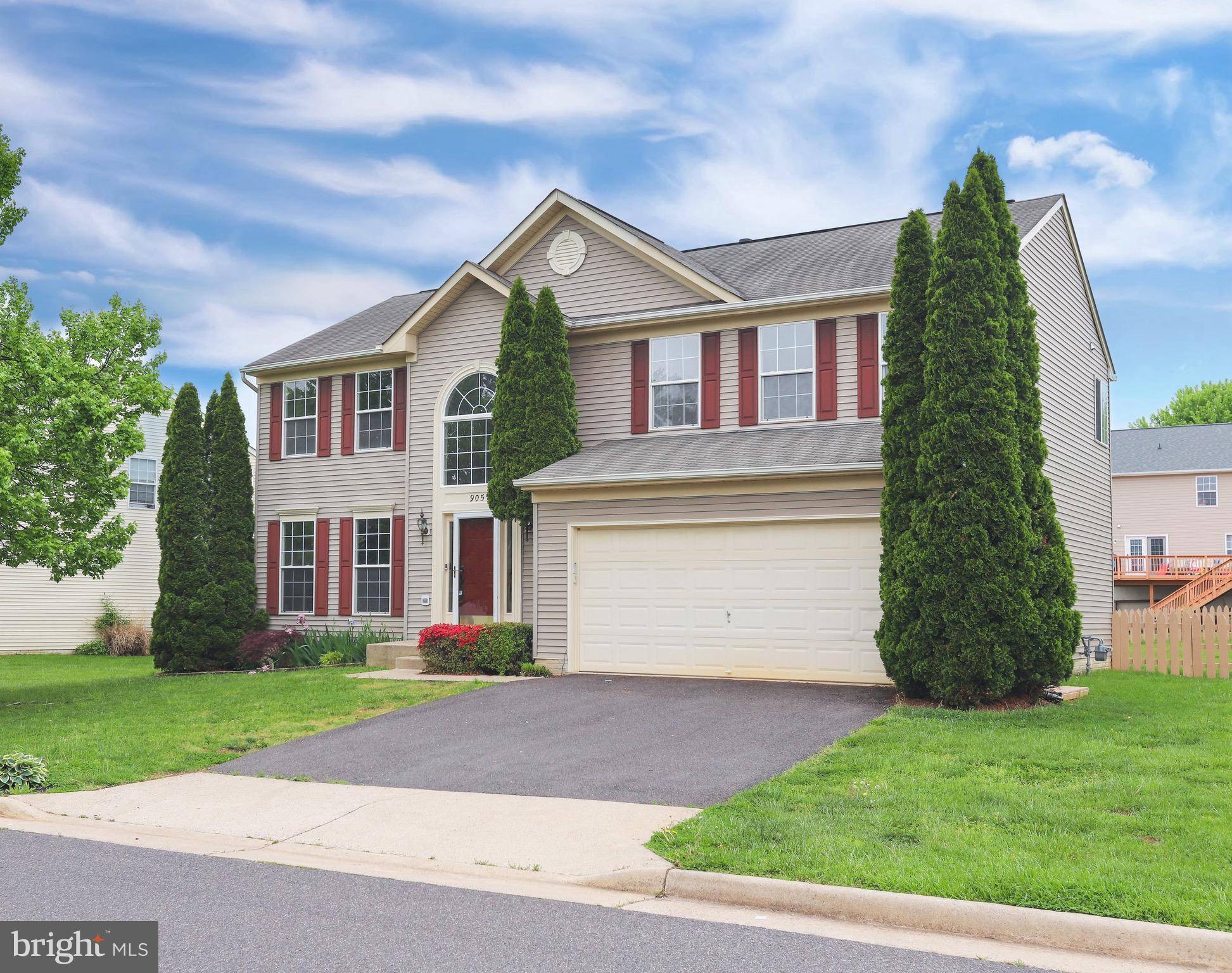 Culpeper, VA 22701,905 WOODCREST LOOP