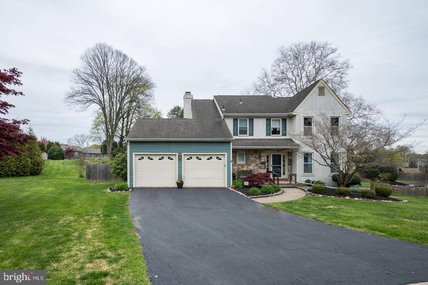 Aston, PA 19014,229 COUNTY CLAIRE LN