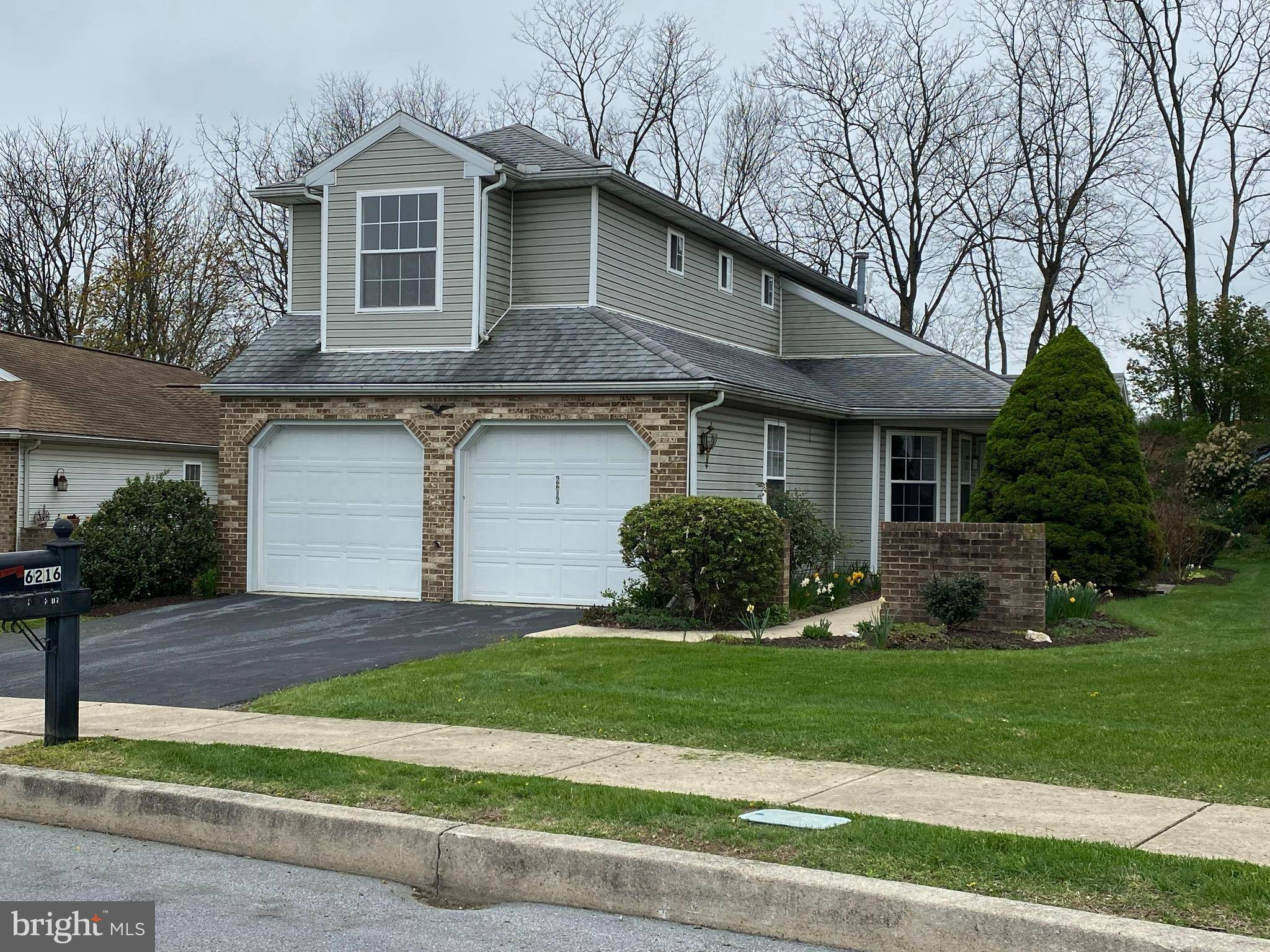 Harrisburg, PA 17111,6216 N HIGHLANDS CT