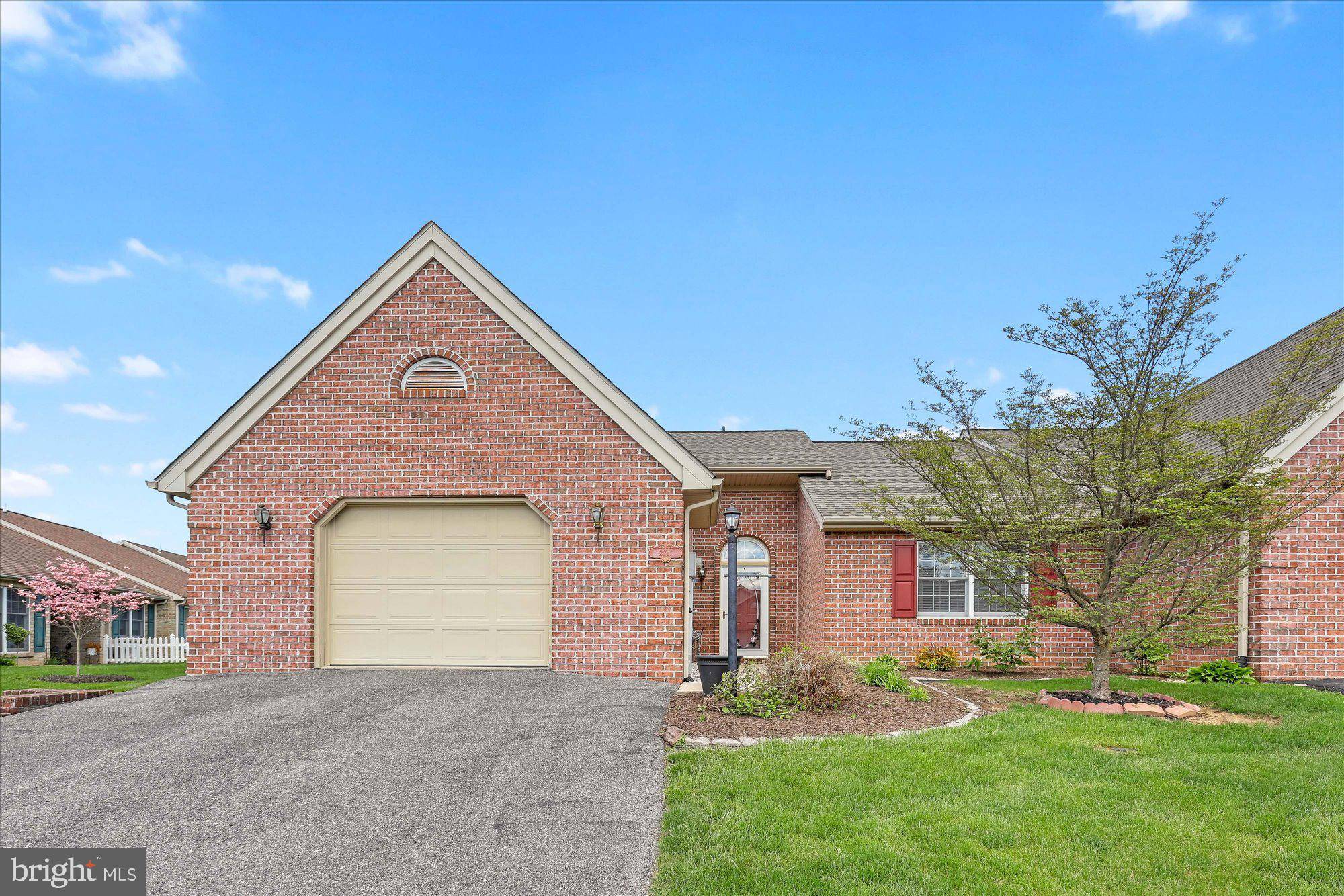 Chambersburg, PA 17202,2361 MAJESTIC CT