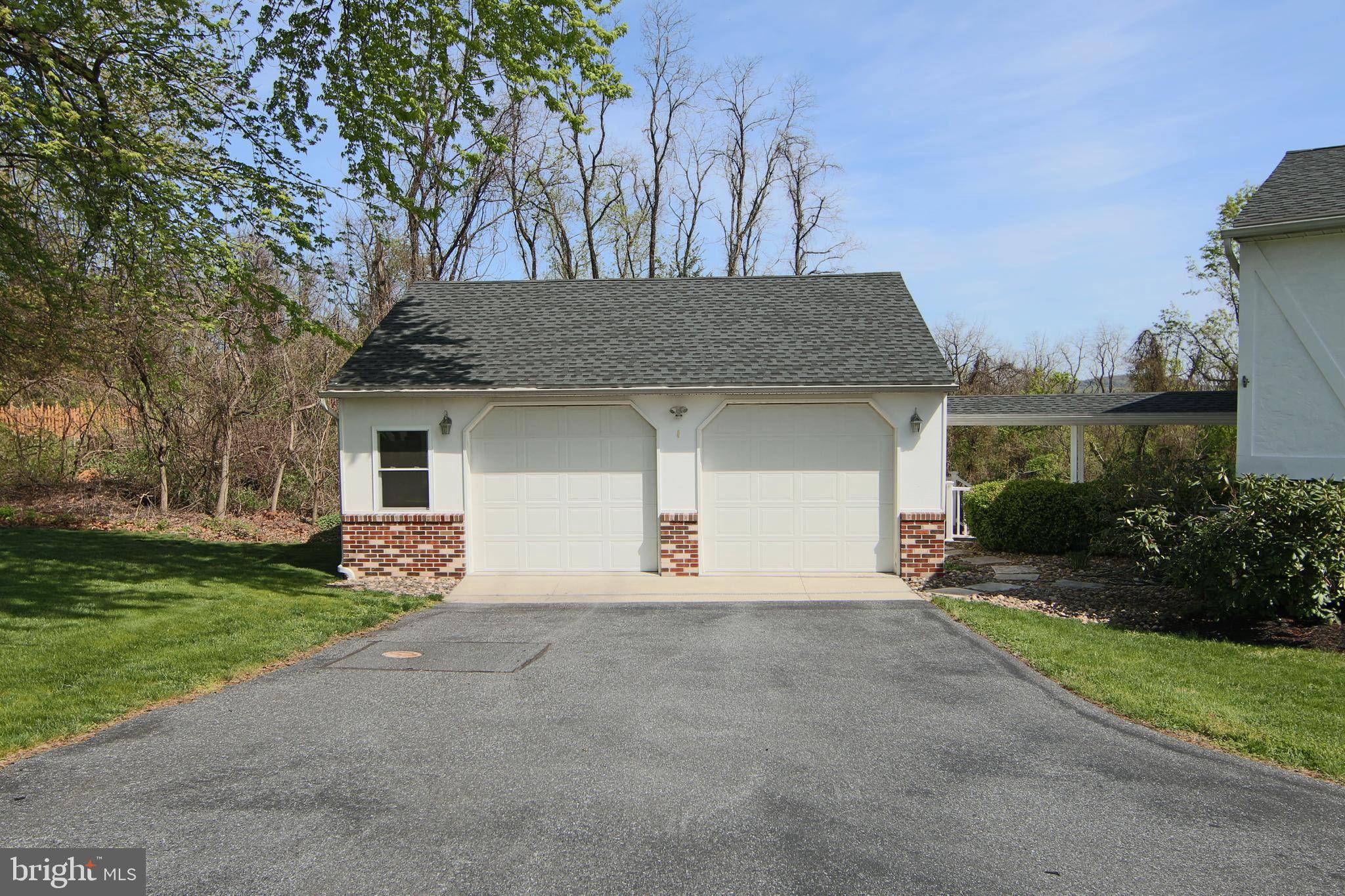 Hummelstown, PA 17036,15 SANDY HILL RD