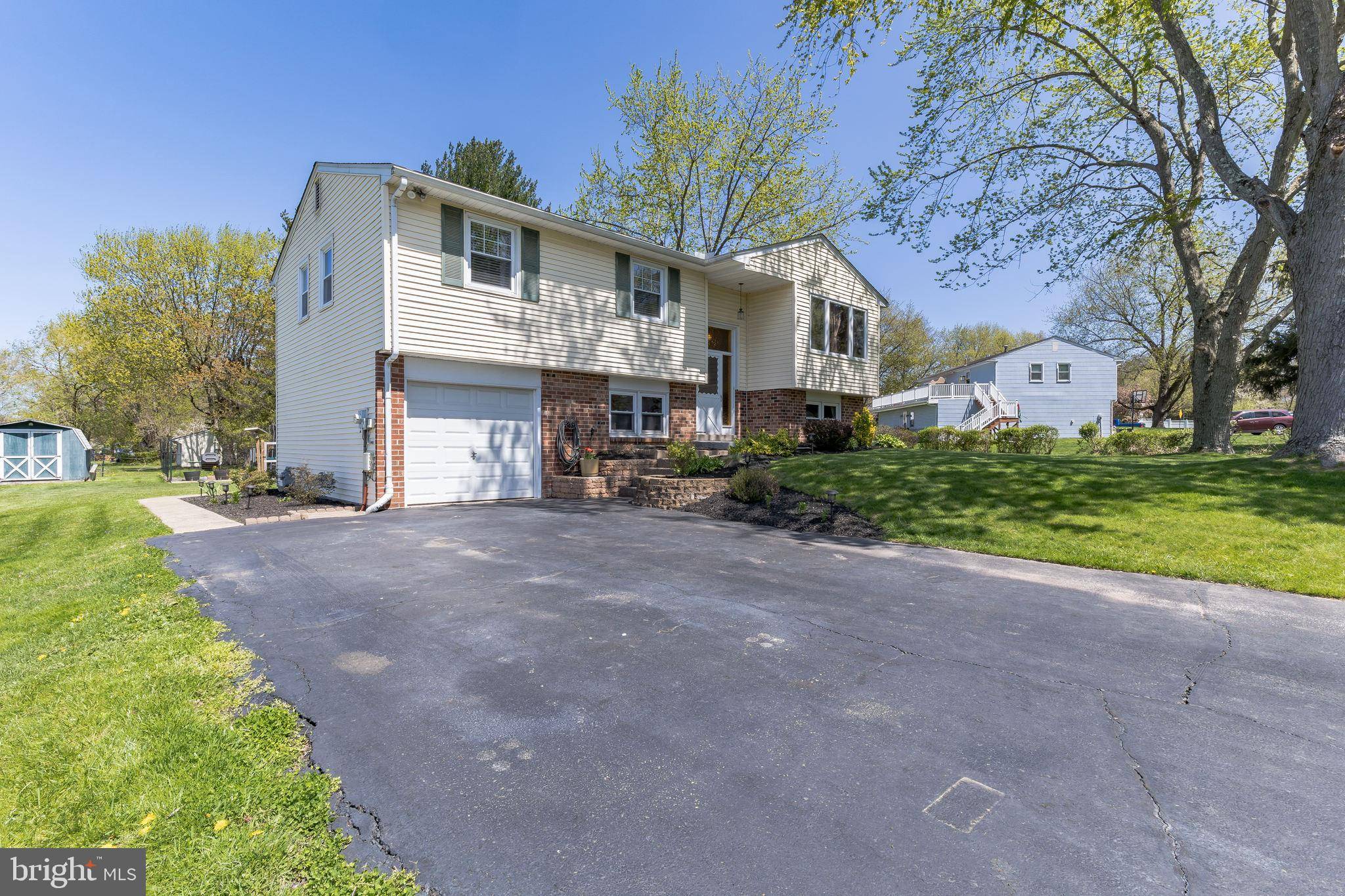 Hatfield, PA 19440,381 CARPENTER LN