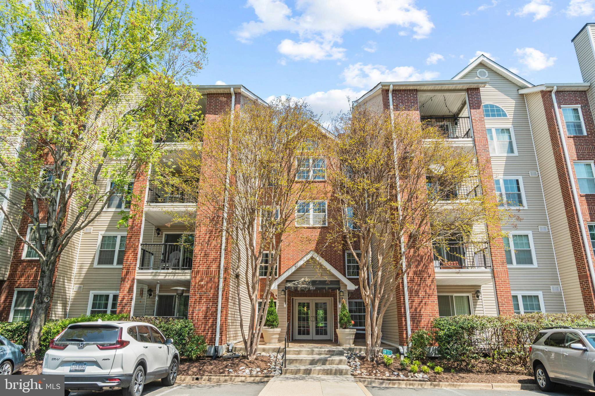 Alexandria, VA 22302,3315 WYNDHAM CIR #2232