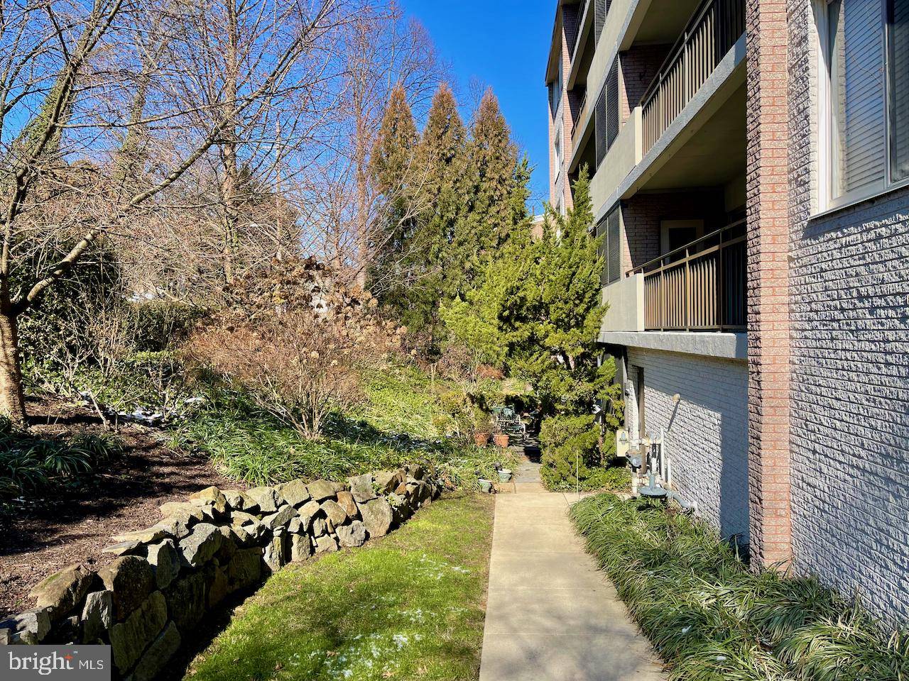 Wilmington, DE 19806,2304-UNIT RIDDLE AVE #1