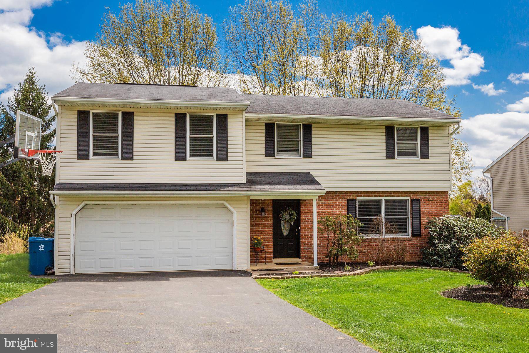 Lancaster, PA 17601,3188 THISTLE DR