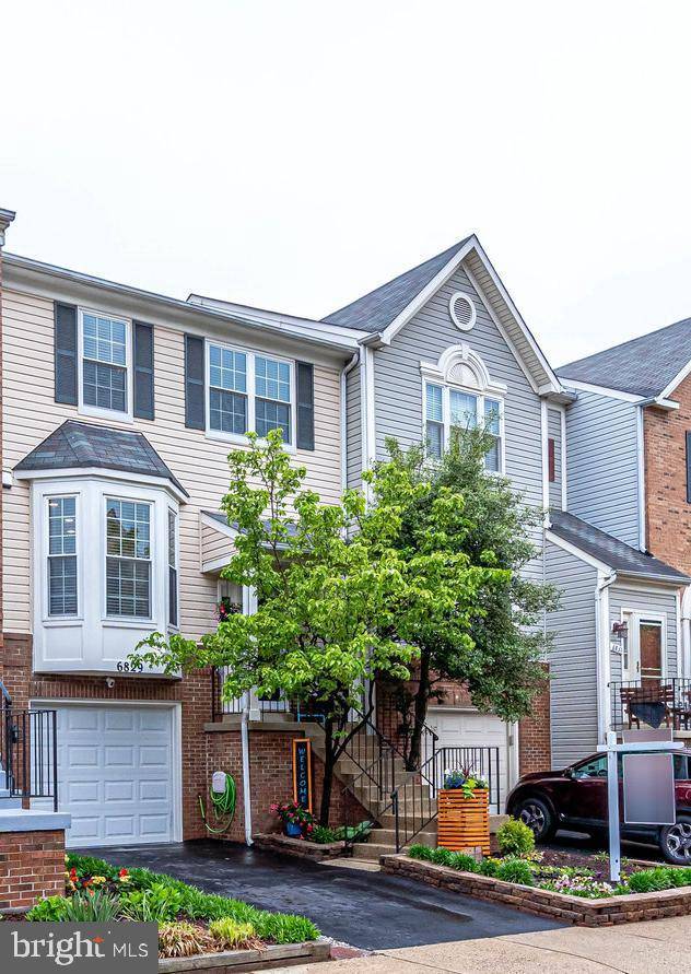 Centreville, VA 20121,6829 KERRYWOOD CIR