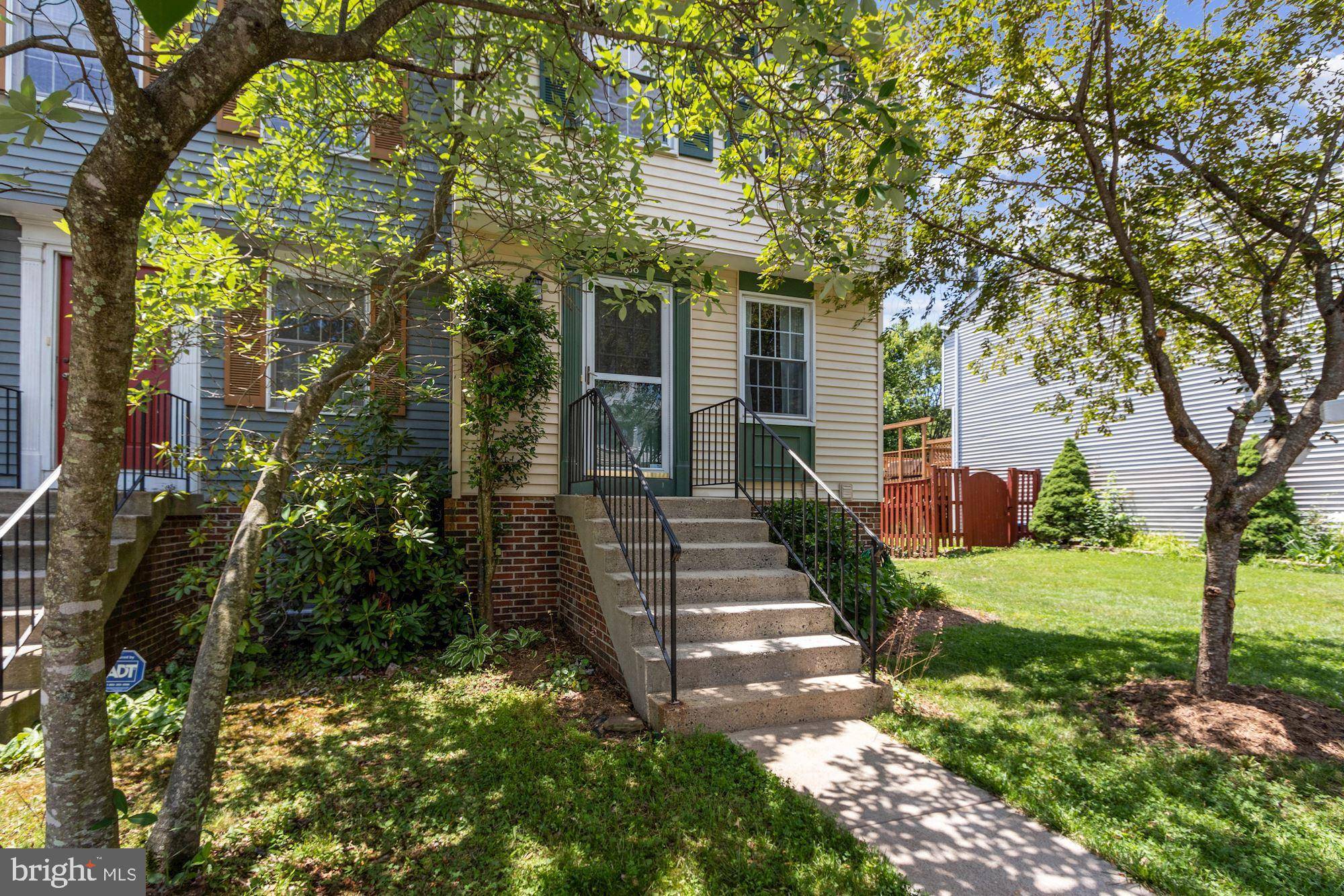 Centreville, VA 20121,5888 CLARENDON SPRINGS PL