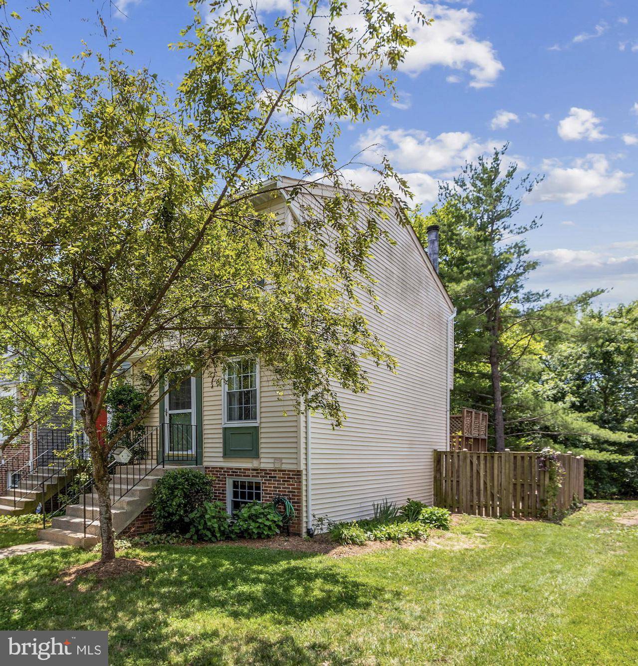 Centreville, VA 20121,5888 CLARENDON SPRINGS PL