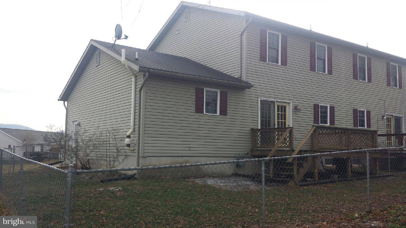 Shippensburg, PA 17257,30 LARCH