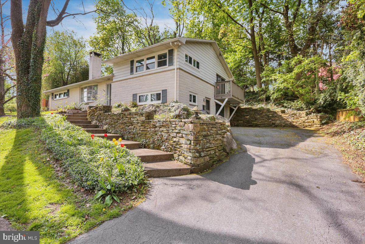 Reading, PA 19610,1400 OLD WYOMISSING RD